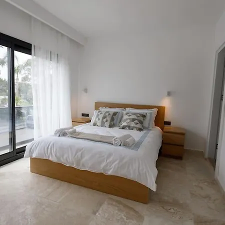 Luxury 4 Bedroom With Private Pool 200m To - Yeni Dunya * Αλικαρνασσός