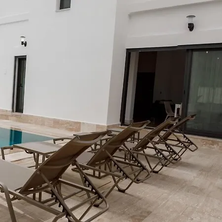 Βίλα Luxury 4 Bedroom With Private Pool 200m To - Yeni Dunya Αλικαρνασσός