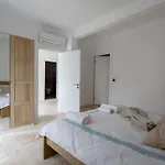 ヴィラ Luxury 4 Bedroom With Private Pool 200m To - Yeni Dunya *
