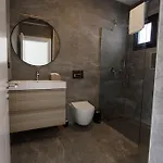 Luxury 4 Bedroom With Private Pool 200m To - Yeni Dunya