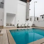 Luxury 4 Bedroom With Private Pool 200m To - Yeni Dunya ヴィラ