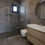 ヴィラ Luxury 4 Bedroom With Private Pool 200m To - Yeni Dunya