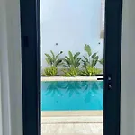 ヴィラ Luxury 4 Bedroom With Private Pool 200m To - Yeni Dunya