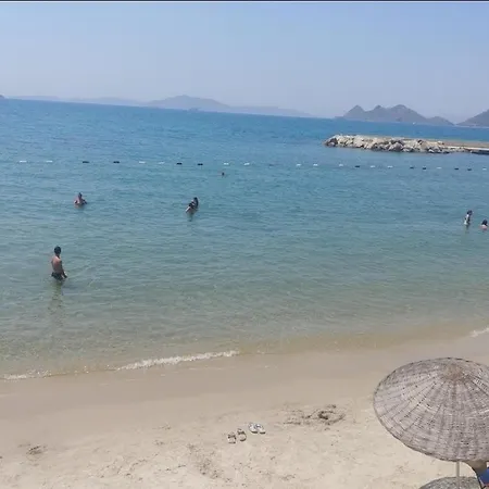 Villa Luxury 4 Bedroom With Private Pool 200m To - Yeni Dunya