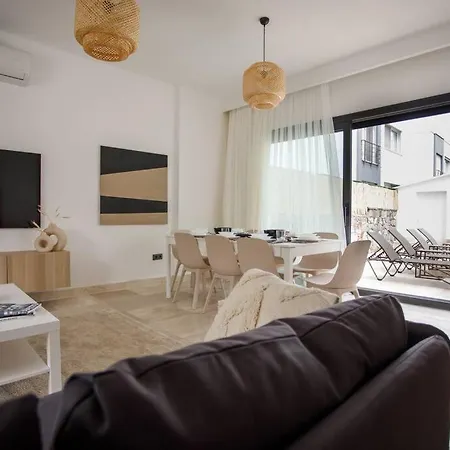 Villa Luxury 4 Bedroom With Private Pool 200m To - Yeni Dünya Bodrum