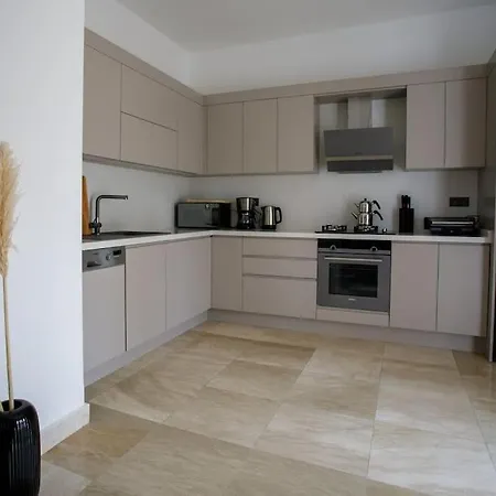 Luxury 4 Bedroom With Private Pool 200m To - Yeni Dünya Bodrum