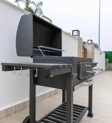 Luxury 4 Bedroom With Private Pool 200m To - Yeni Duenya Villa *